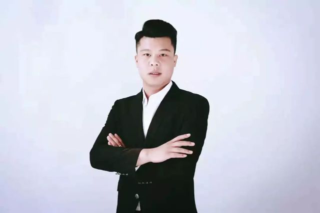 乾港生日會(huì)